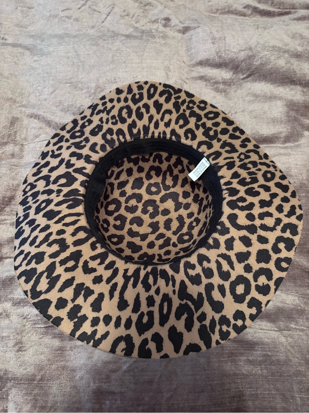 Leopard Hat - Picture 4 of 5